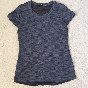 Lululemon T-shirt